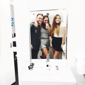 Meet your Posher, Melanie